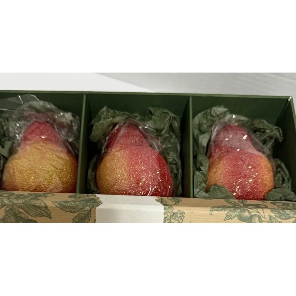 White Barn‎ Holiday  CANDLES Sugared PEAR • Glitter • Unscented • Wrapped • Rare